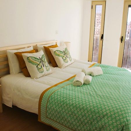 Апартаменти 5Min Walk From Subway Station & Free Parking Лісабон Екстер'єр фото
